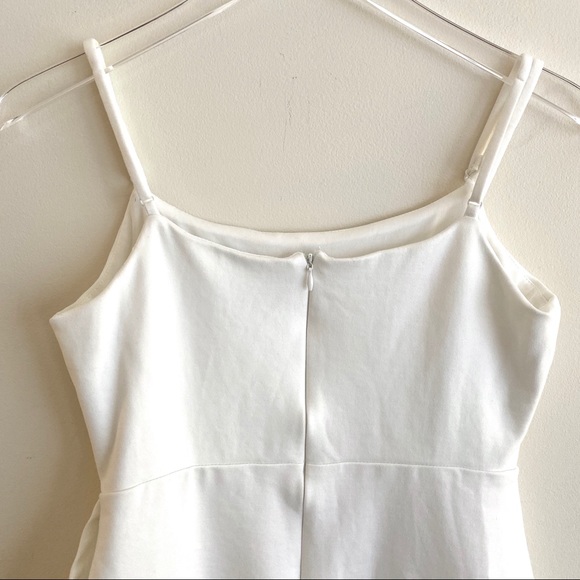 LULU’S White Ruffle BodyCon Cocktail Party Dress M - Picture 7 of 8